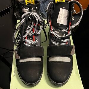 Men off-white hiking style sneakers boots